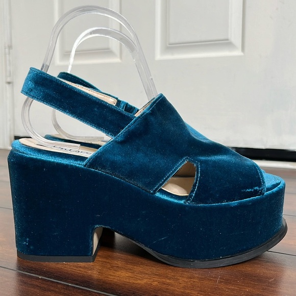 Unlace Shoes - Unlace Velvet Platform Wedge Sandals sz 37 Open Toe Y2K Elastic Strap New Italy
